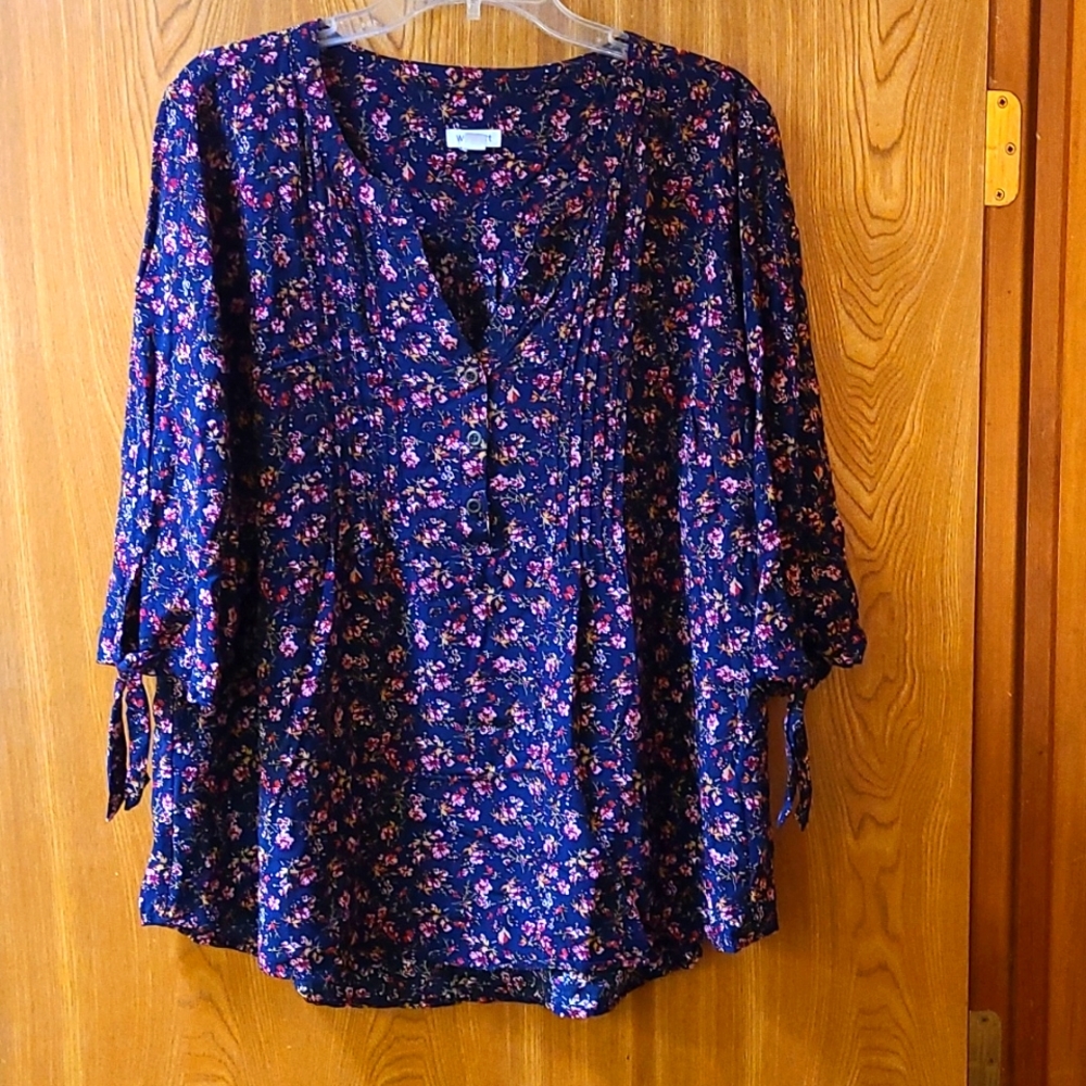 2x Westport navy floral pop over top.